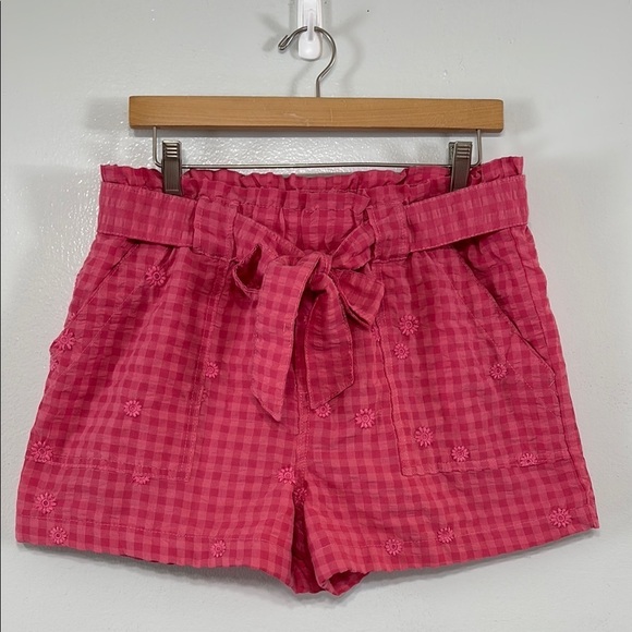 Time & True Pull On Pink Gingham Embroidered Floral Women's Shorts Size M - Picture 1 of 5